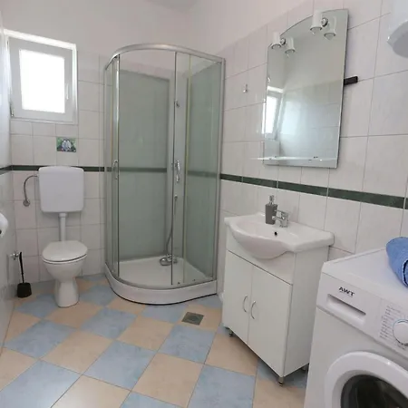 With Swimming Pool Kakma, Biograd - 25483 Apartamento