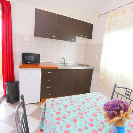 Apartment With Swimming Pool Kakma, Biograd - 25483 Kakma